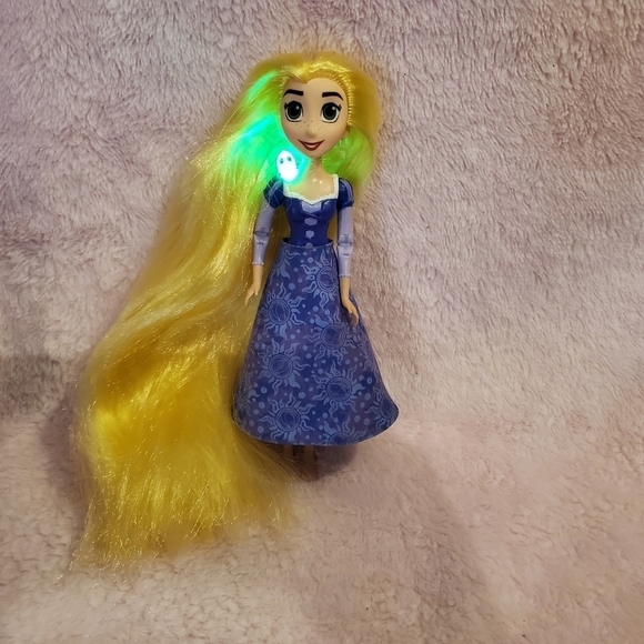 𝅺DISNEY Tangled with  Musical Lights  / Rapunzel - Picture 3 of 3
